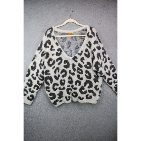 POL Soft 3/4 Sleeve Thick Eyelash Knit Sweater-Size Medium-Fluffy-Oversized - Picture 1 of 8